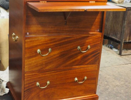 Special Chest of Drawers