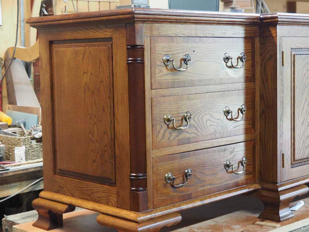 chest with cupboard at centre
